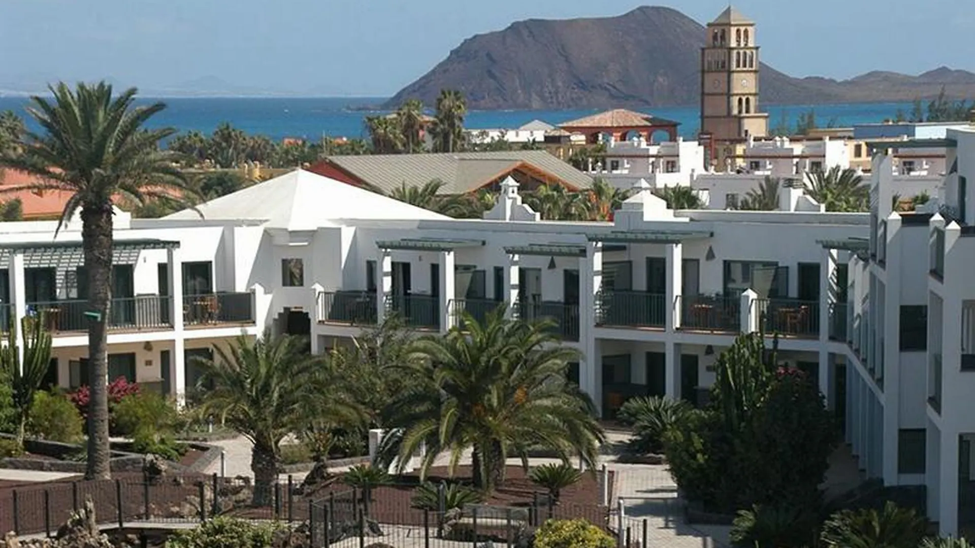 Las Marismas De Corralejo Aparthotel