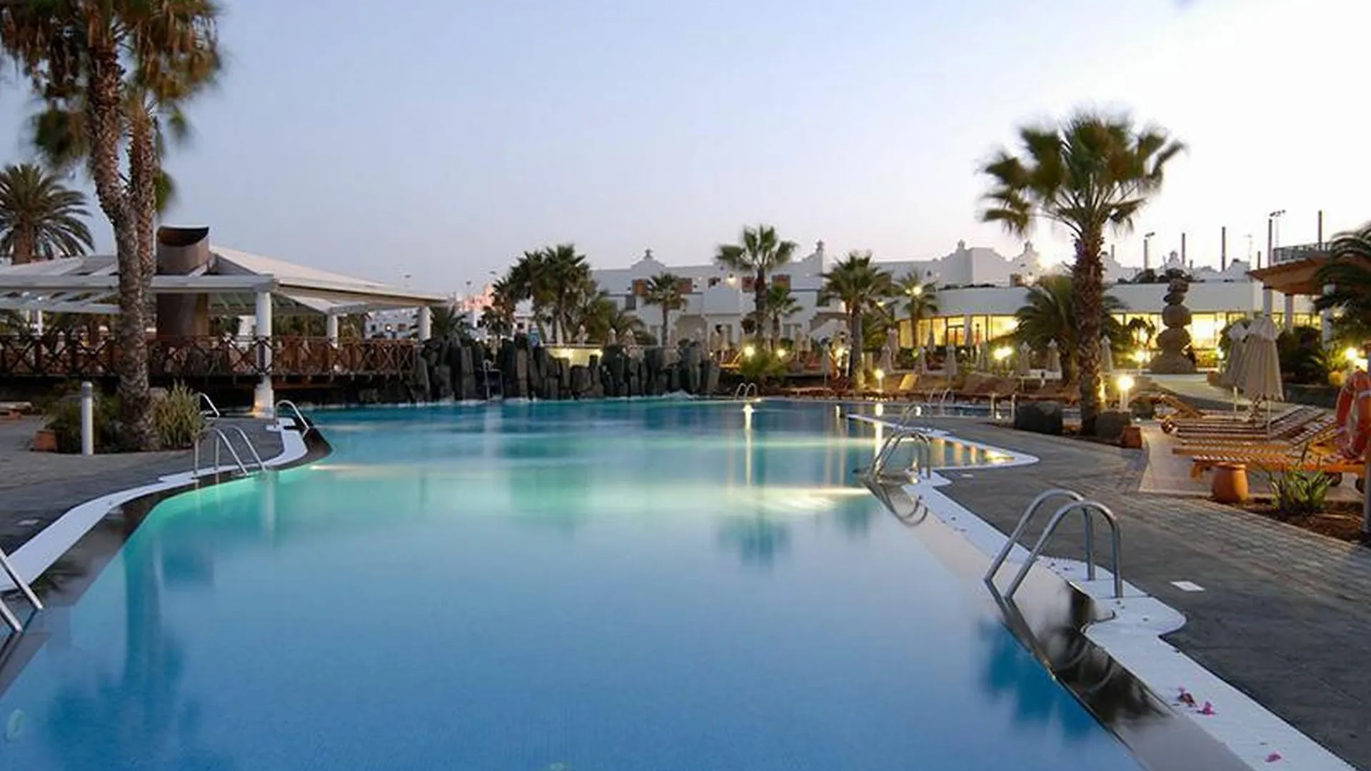 *** Aparthotel Las Marismas De Corralejo Spain