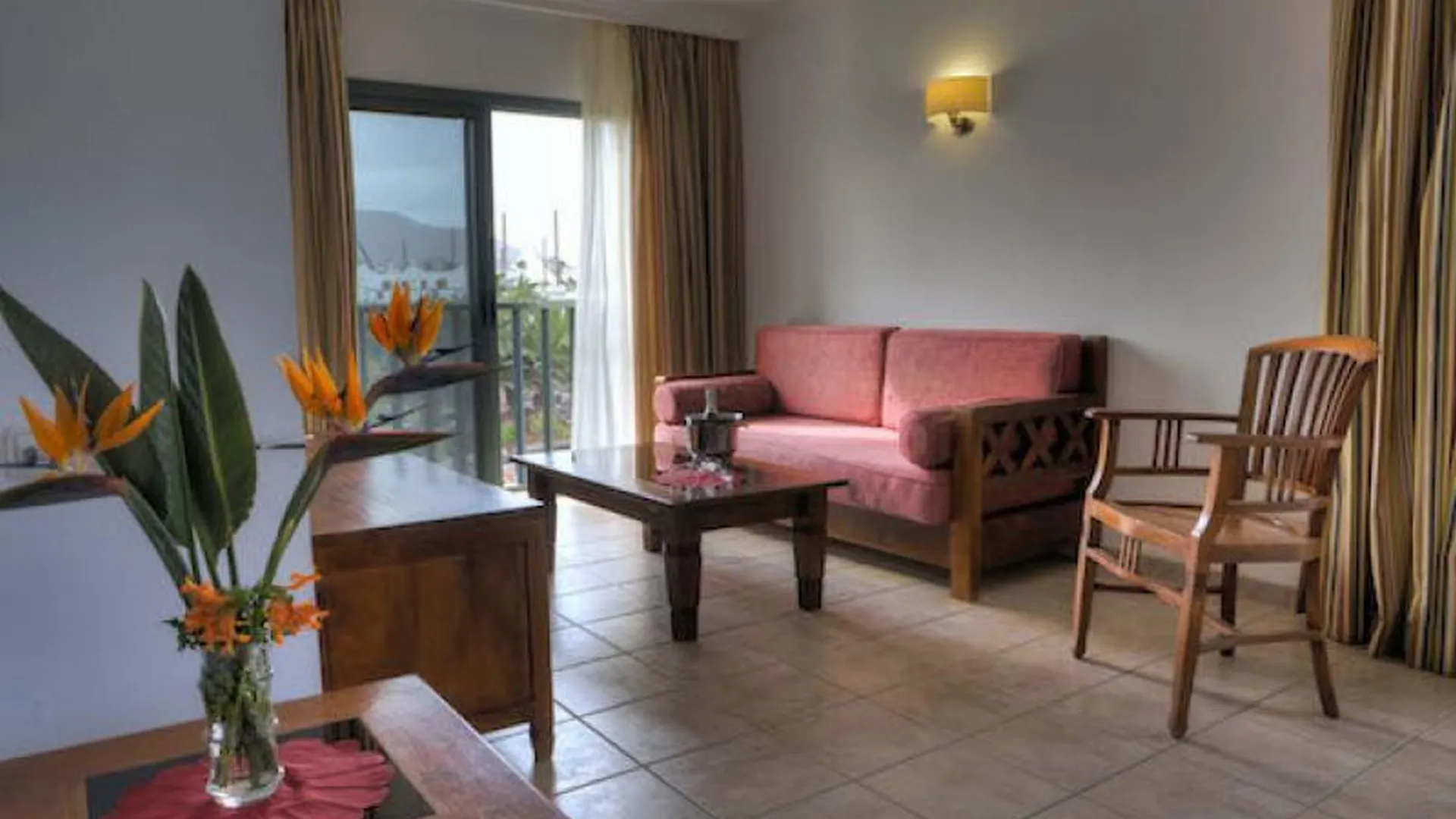 Aparthotel Las Marismas De Corralejo
